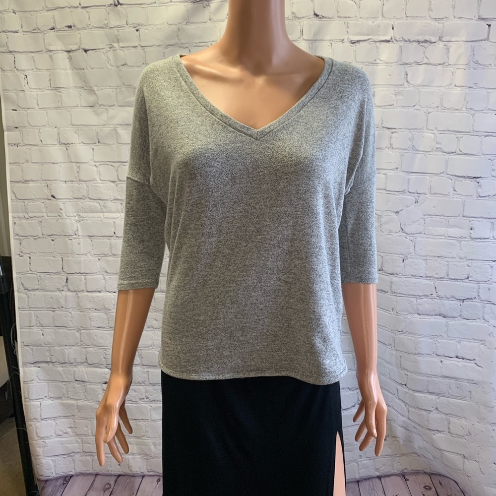 Soft Express light grey sweater size small basic casual